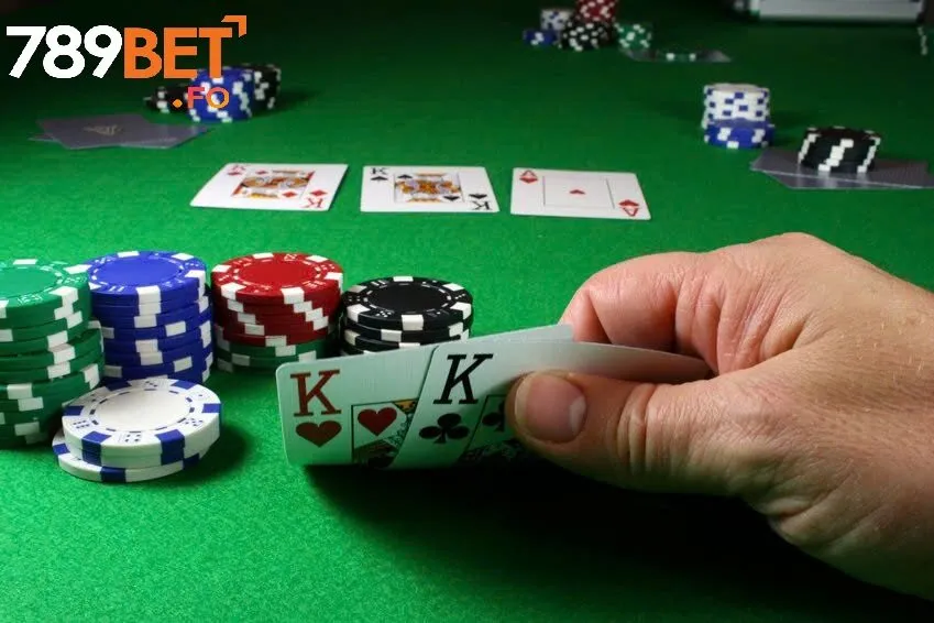 Cách Chơi Poker Texas 789BET – Bí Quyết Làm Chủ Ván Bài Đỉnh Cao 2 Cách Chơi Poker Texas 789BET – Kiểm Soát Tâm Lý Và Chiến Thuật Tối Ưu